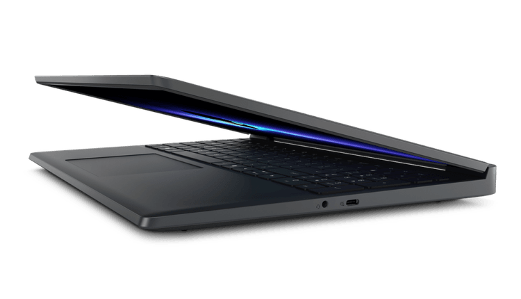Alienware 15 dengan Desain Baru dan GPU RTX 5060