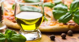 Dapatkan Manfaat Minyak Zaitun Tanpa Bikin Diet Boncos dan Perut Mual