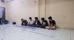 Puluhan Kader HMI dan Aktivis Papua Nobar "Pesta Babi"