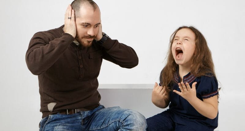Anak Tantrum Dikasih HP? Ini Bahaya Mental yang Mengintai!